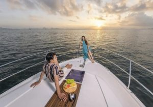 One Day Halong Helicopter Tour with Yacht